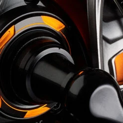 Savage Gear SG6 Spinning Reel 8 Savage Gear SG6 Spinning Reel -Fishing Paradise Shop 33acde56e6d4d2b4