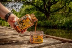 Solar Max Attrax Liquid 250ml -Fishing Paradise Shop d7907652bb5e78ba